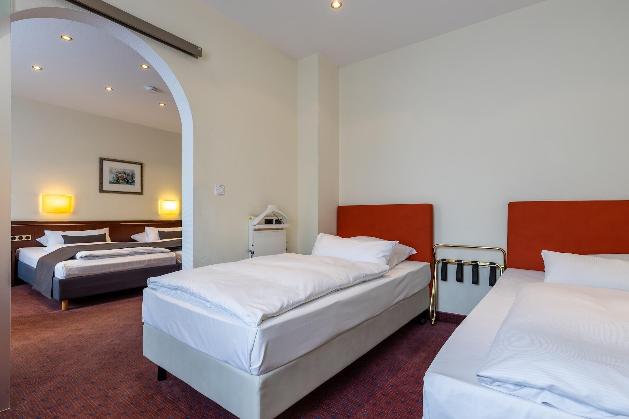 Trip Inn Hotel Esplanade, Duesseldorf Zewnętrze zdjęcie