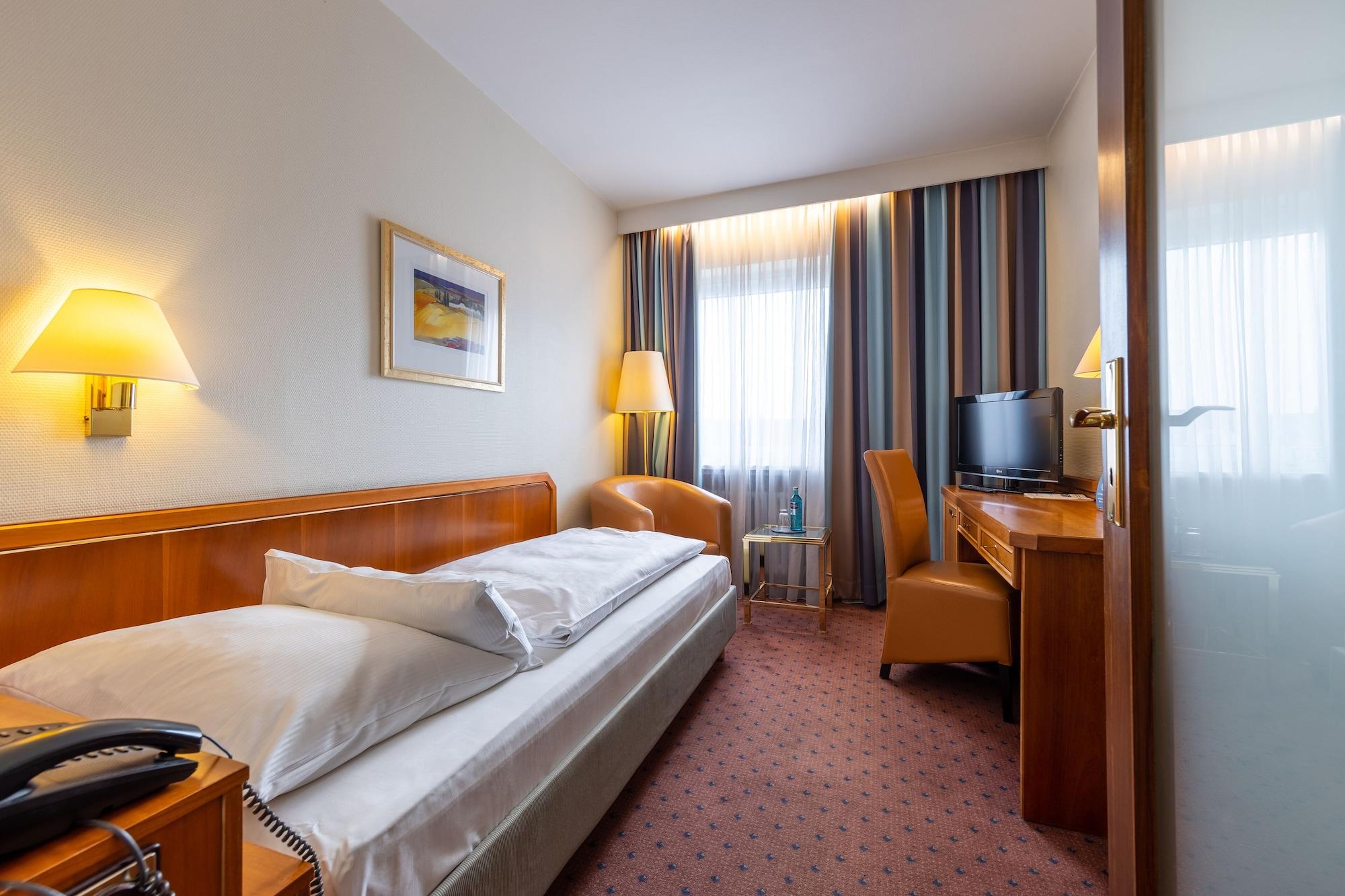 Trip Inn Hotel Esplanade, Duesseldorf Zewnętrze zdjęcie