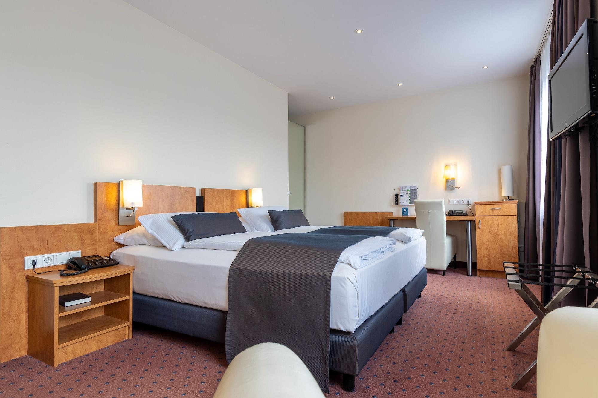 Trip Inn Hotel Esplanade, Duesseldorf Zewnętrze zdjęcie