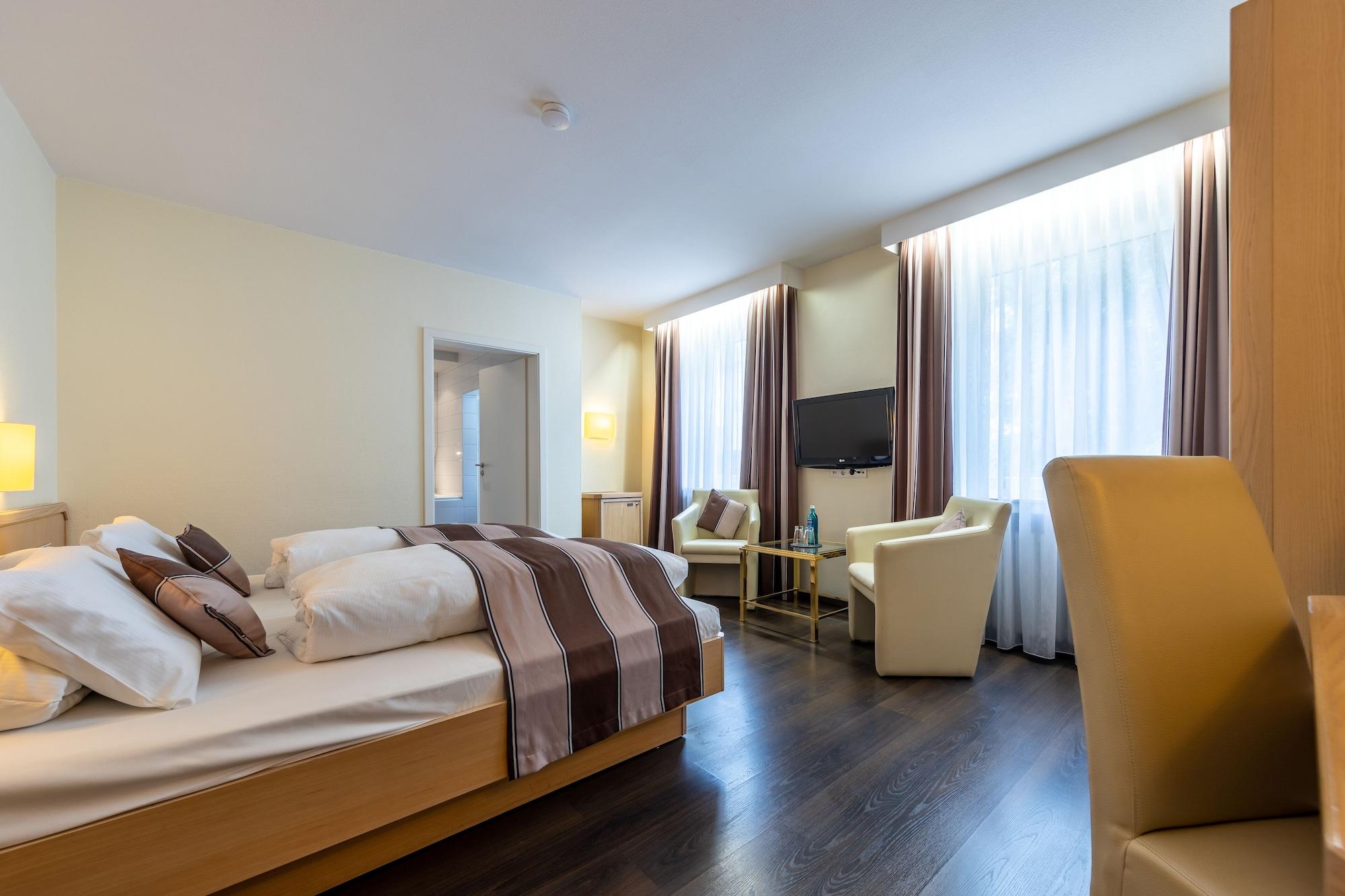 Trip Inn Hotel Esplanade, Duesseldorf Zewnętrze zdjęcie